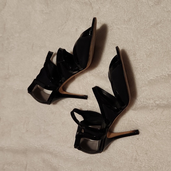 Christian Dior Patent Heels - Picture 1 of 8
